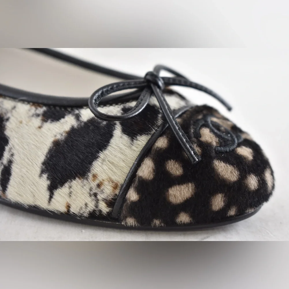 Chanel 26S Black White Brown Pony Fur CC Logo Bow Tie Ballet Ballerina Flat 38.5 - Picture 4 of 16